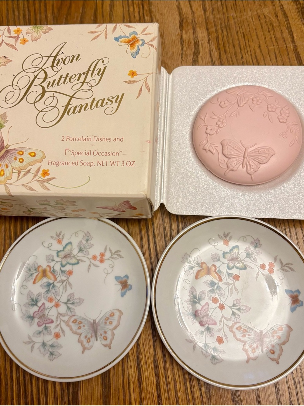 Avon Pink Butterfly Fantasy Bath Soap with Floral Porcelain Dishes